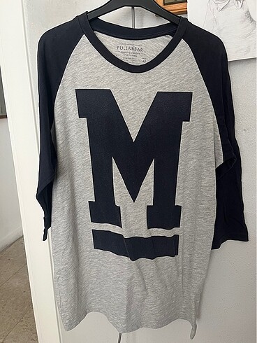 Pull and Bear PULL AND BEAR FINES COMFORT AND FITTING EUR L MEX 40. OVERSIZE G