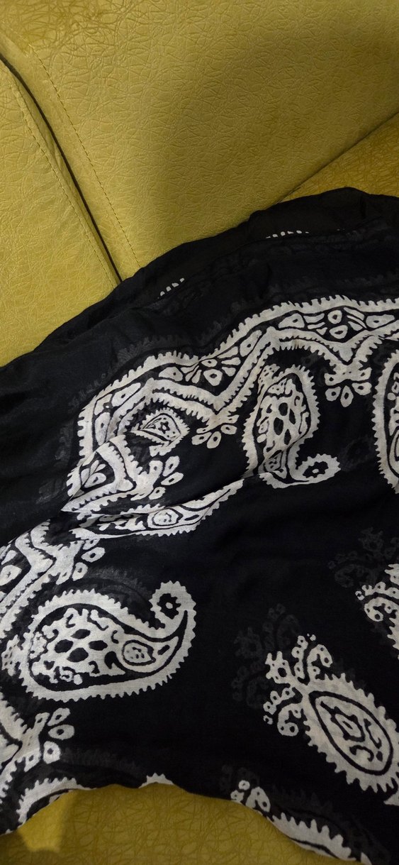 Bohem Siyah Desenli Kadın Şal - Görsel 2