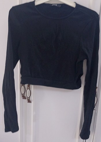 Siyah Uzun Kollu Crop Top Kadın