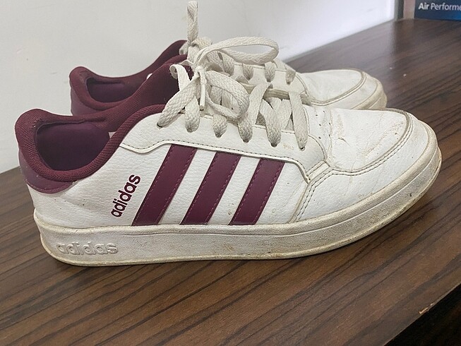 Orjinal adidas spor ayskkabı
