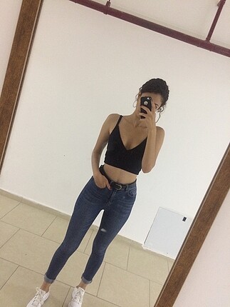 Siyah Crop