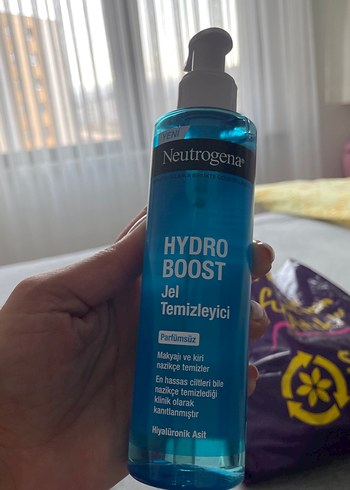 Neutrogena Hydro Boost Jel Temizleyici