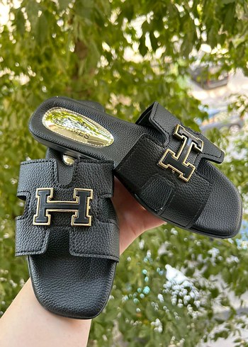 37 Beden siyah Renk Hermes Tokalı Siyah Kadın Terlik