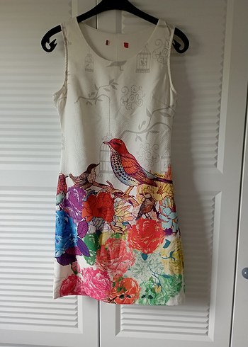 Çiçek ve Kuş Desenli Bohem Mini Elbise