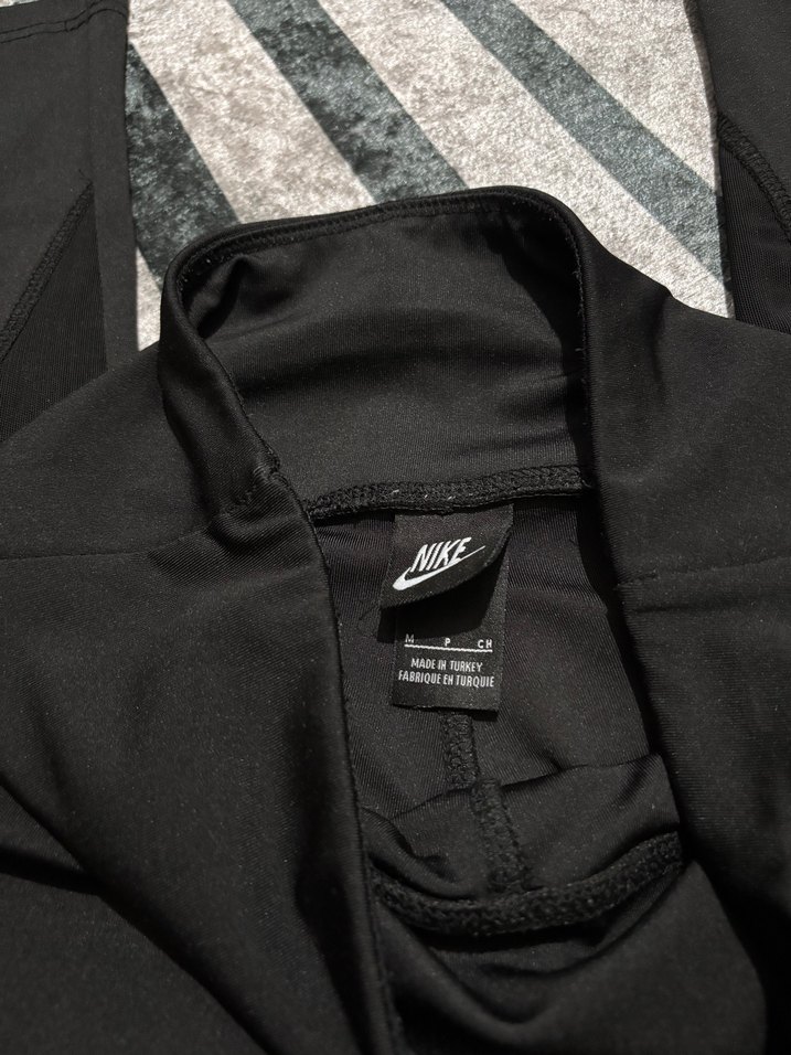 Nike Siyah Spor Tayt — görsel 2/3