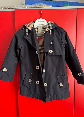 Burberry 1e1 Cocuk Kapusonlu Sehir Montu