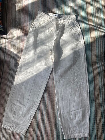 Zara beyaz pantolon
