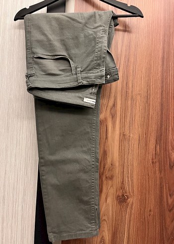 LC Waikiki Haki Kot Pantolon