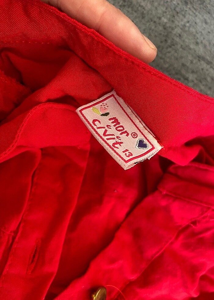 Kırmızı gömlek - Görsel 3