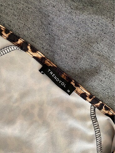 Leopar desenli bluz - Görsel 3