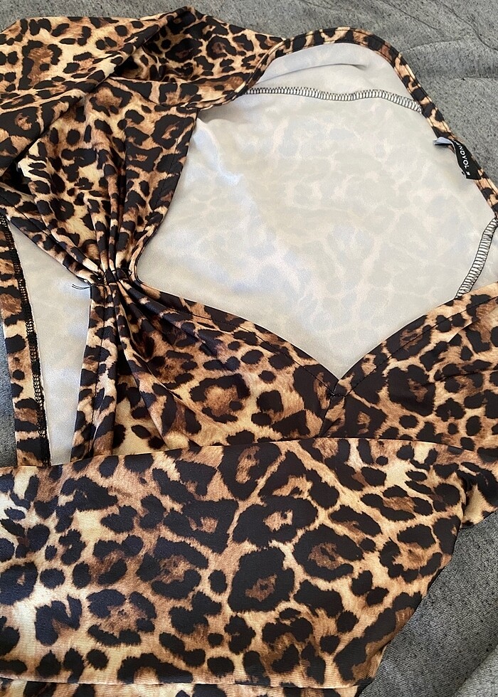 Leopar desenli bluz - Görsel 2