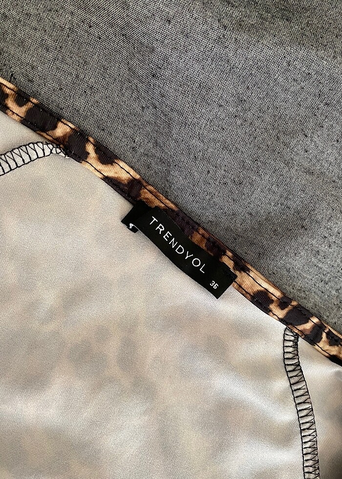 Leopar desenli bluz - Görsel 3