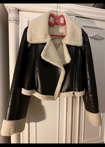 Kürk Detaylı Siyah Ceket - Görsel 2