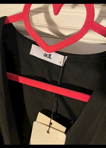 Siyah Düğmeli Uzun Kollu Kadın Bluz - Görsel 2