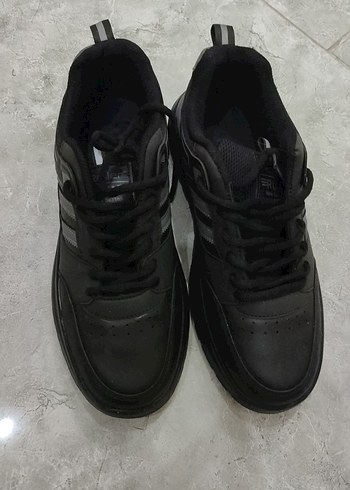 Diğer Siyah Bagcikli Gunluk Sneaker