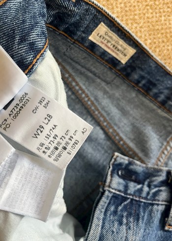 29 Beden mavi Renk Levis 501 orjinal
