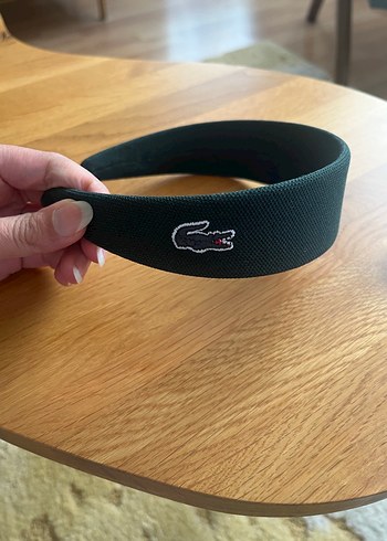 Lacoste Taç