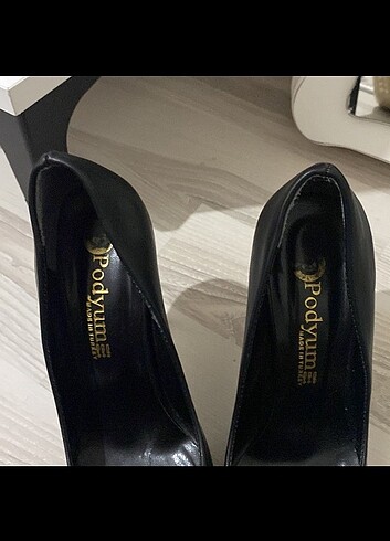 Diğer Siyah stiletto