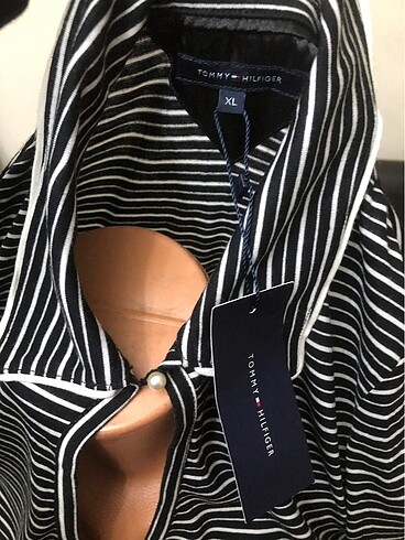 xl Beden çeşitli Renk TOMMY HİLFİGER YENİ ETİKETLİ XL