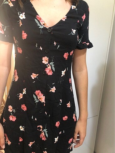 36 Beden H&M YENİ 36 BEDEN KISA ELBİSE