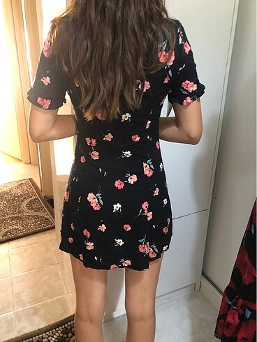 36 Beden çeşitli Renk H&M YENİ 36 BEDEN KISA ELBİSE