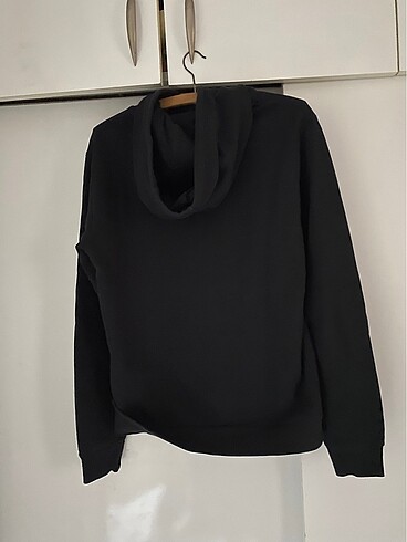 l Beden siyah Renk ARMANİ L BEDEN SWEATSHİRT