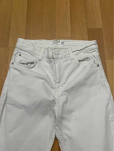 36 Beden PULL&BEAT 36 BEDEN BEYAZ JEAN PANTOLON