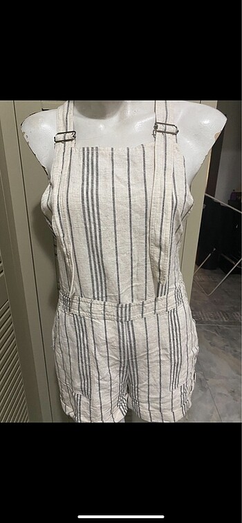 m Beden ten rengi Renk BERSHKA M BEDEN KISA TULUM SLOPET