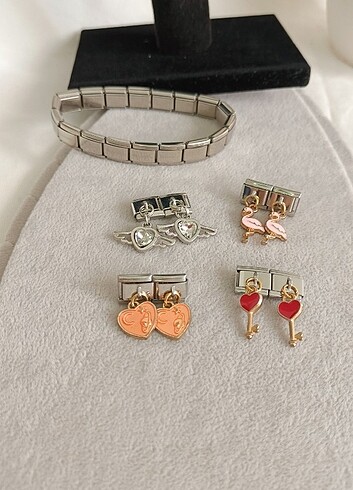 Nomi bileklik charm (adet)