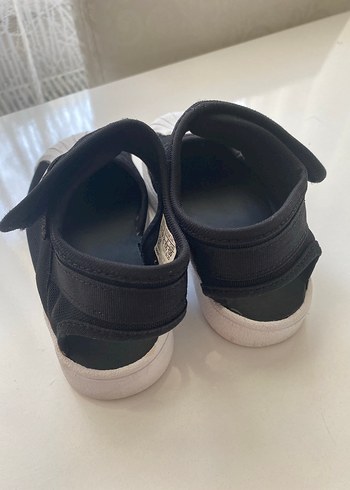 23 Beden siyah Renk Adidas Sandalet Unisex
