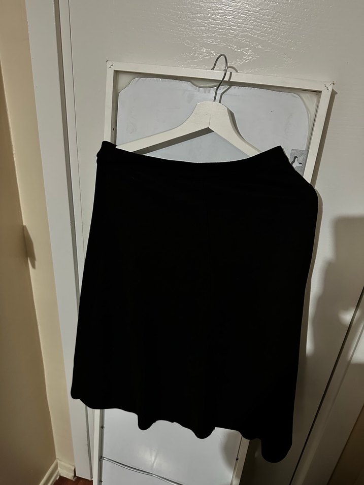 Düğmeli Siyah Midi Etek - Görsel 2