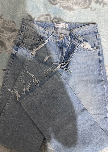 Bershka Acik Mavi Yikamali Rahat Denim Jean Straight