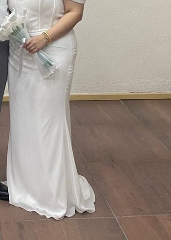 Beyaz Straplez Balık Gelinlik - Görsel 3