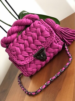 Pembe fıstık model çanta