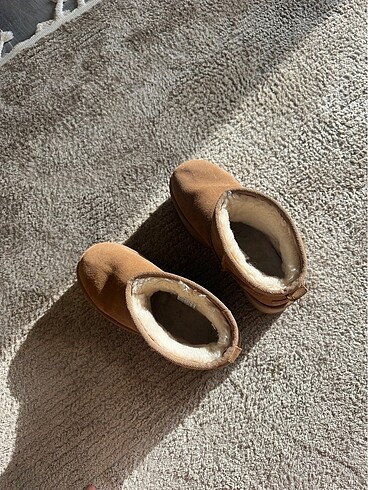 39 Beden Ugg bot