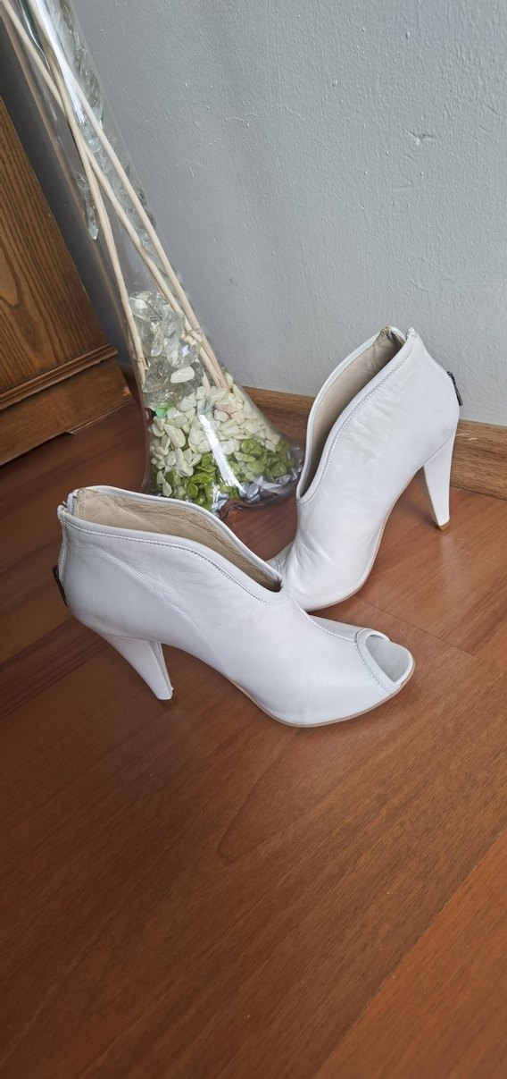 Kadın Beyaz Deri Stiletto Gece Ayakkabısı - Görsel 3