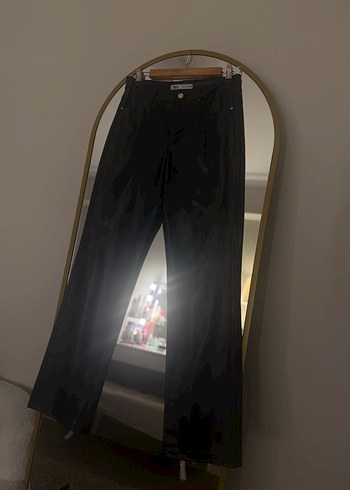 Zara Düz Kesim Siyah Deri Kadın Pantolon