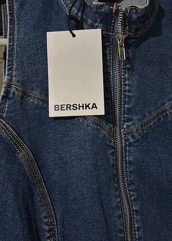 Bershka Fermuarlı Yüksek Yakalı Kadın Kot Yeleği