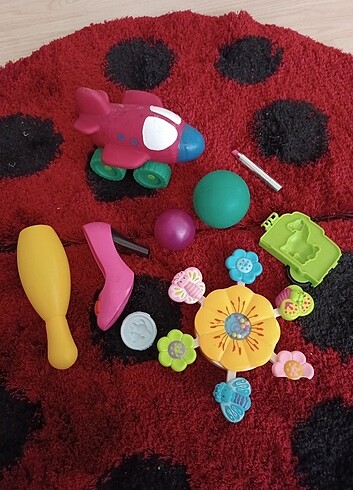 Beden Karışık oyuncaklar 