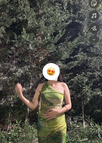 Diğer Asimetrik Tek Omuzlu Yesil Desenli Elbise