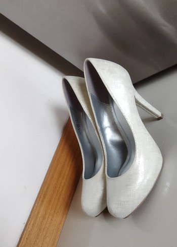 Deichmann'dan alındı Bir kere giyildi 37 no - Görsel 13