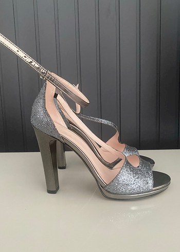 Gümüş Abiye Ayakkabı - Görsel 3