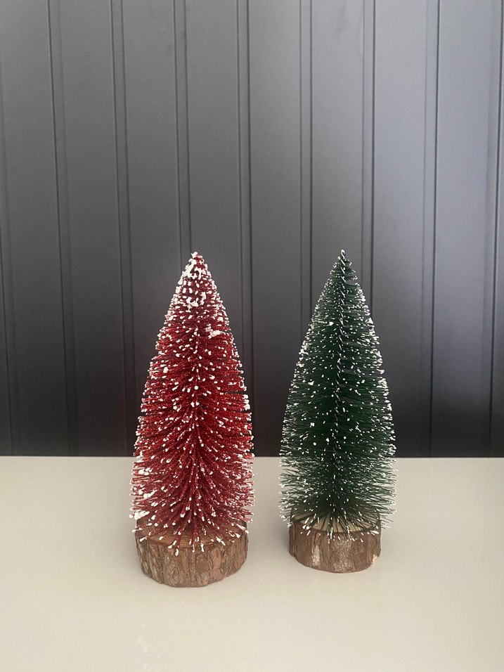 Kırmızı Mini Yılbaşı Ağacı Süsü - Görsel 2