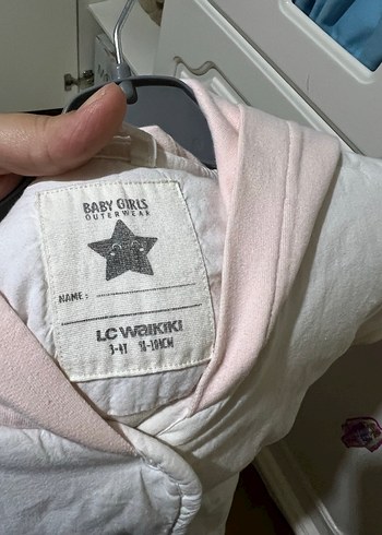 Düğmeli Kapüşonlu Beyaz Kız Çocuk Ceketi - Görsel 2