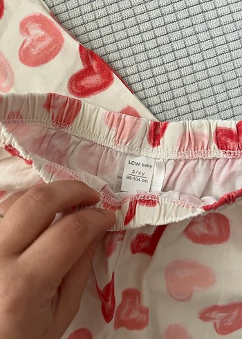 Pembe Kalp Desenli Kız Bebek Takımı - Görsel 3