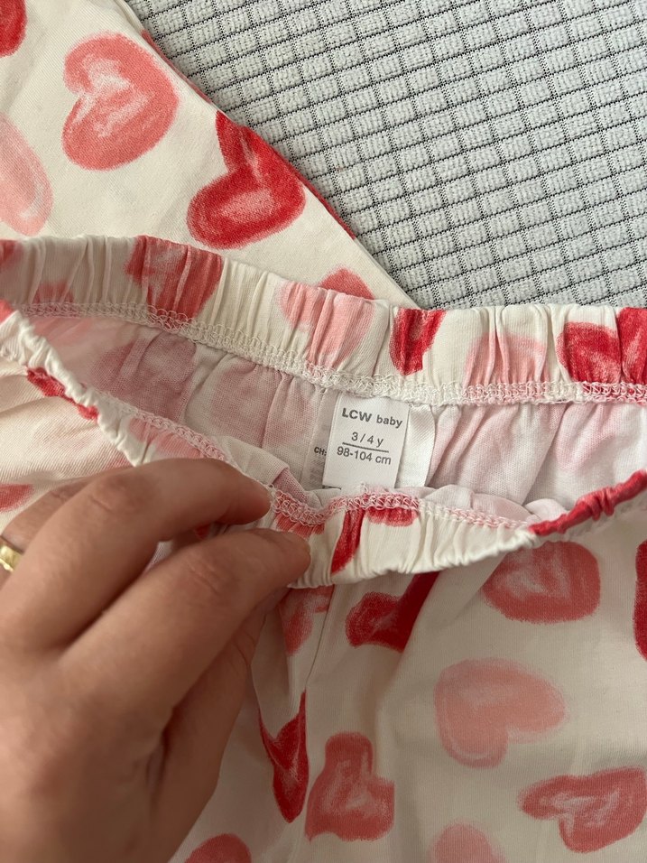 Pembe Kalp Desenli Kız Bebek Takımı - Görsel 3