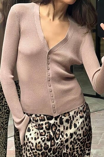 zara etiketli hırka