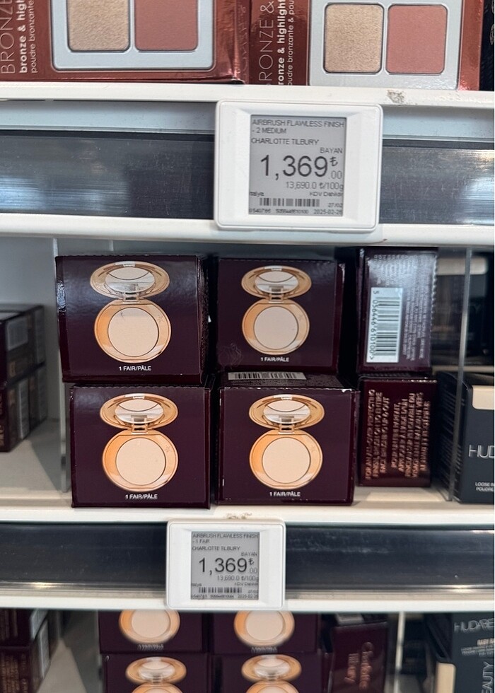 Charlotte Tilbury Mini Pudra 1 Fair - Görsel 2