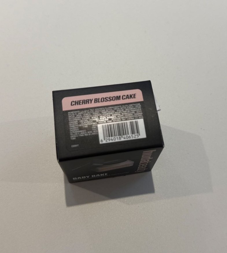 Yeni paketlemesiyle huda beauty Baby Bake Pudra - Görsel 2