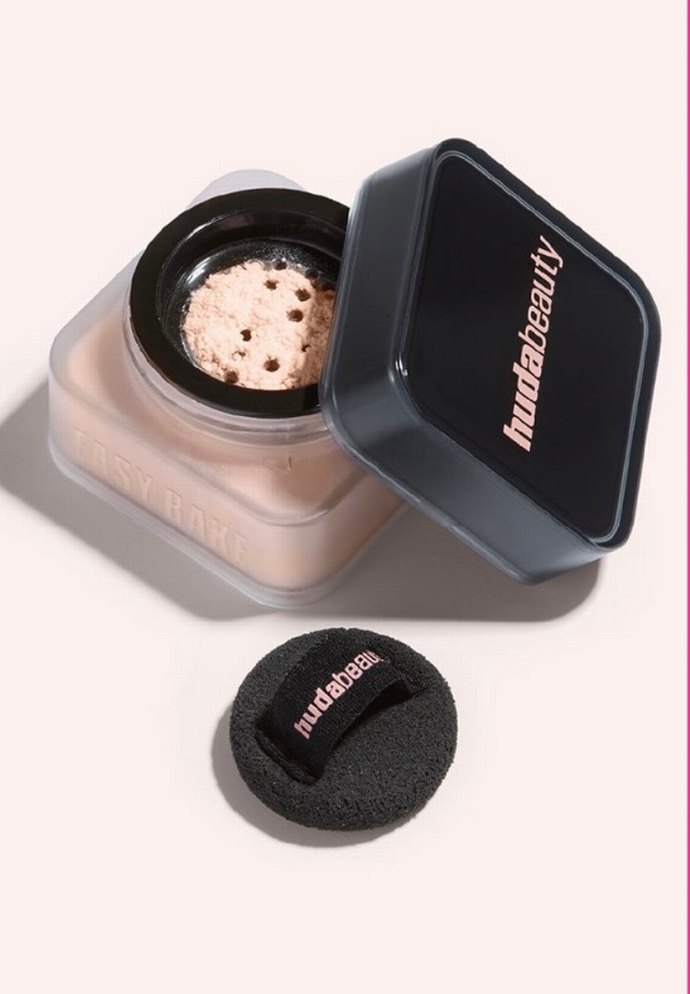 Mini Hudabeauty pound cake Pudra ve mini Rare Beauty Hope allik - Görsel 2